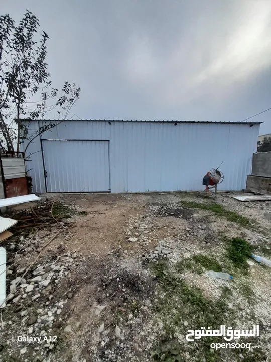 بركس لإيجار قرب شارع واصل جميع خدمات