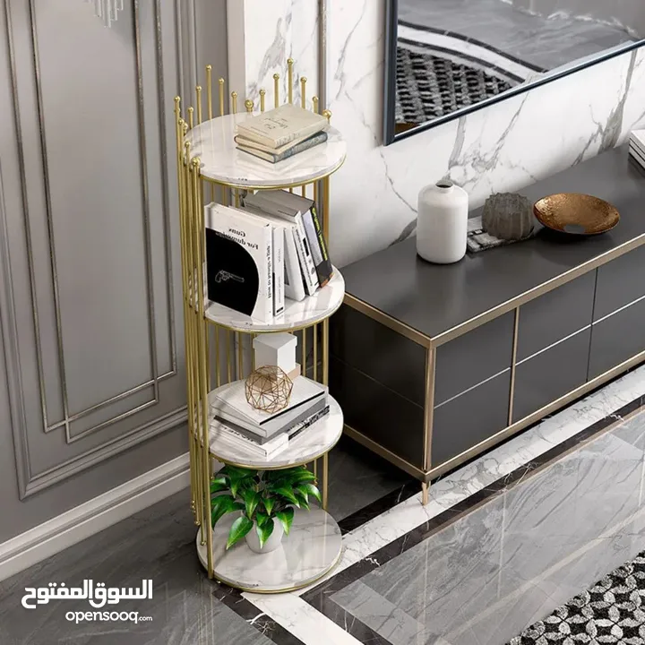 رف ملكي بخشب مطلي رخامي لمسة فخمة ملوكية لبيتك  تصميم فاخر من خشب مطلي رخامي ابيض  هيكل حديد ذهبي