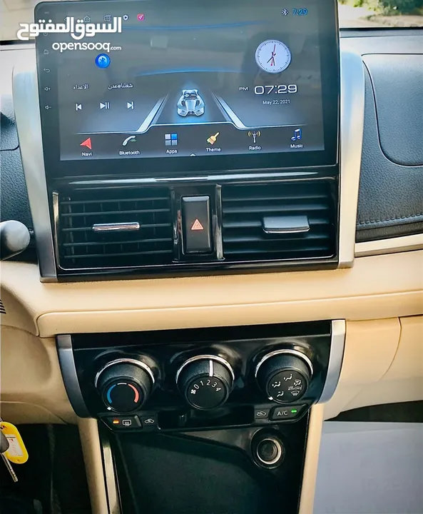 تويوتا يارس 2019   ماتور 1500cc بسعر 11500 دينار  الشكل الجديد فحص كامل 7 جيد بدون ملاحظات او قصعات