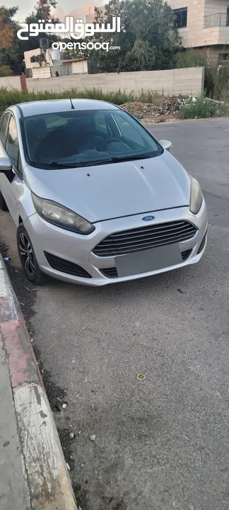 فورد فيستا 2013 جير عادي فحص ممتاز وصيانة كاملة اقتصادية خالية من العيوب