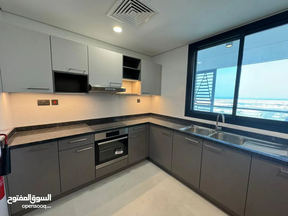 2 BR Great Brand-New Apartment in Al Mouj for Rent