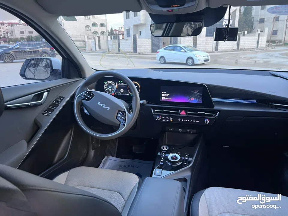 بدل او بيع نيرو بوضع الشركه