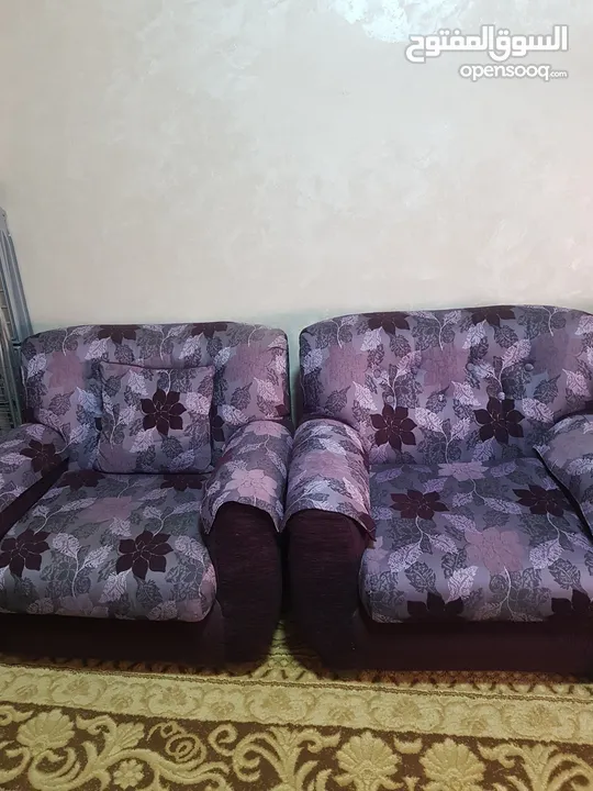 كنب تفصيل 8 مقاعد خشب زان مستعمل بحال الوكالة اسفنج ضغط ارتفاع 20لا يوجد توصيل