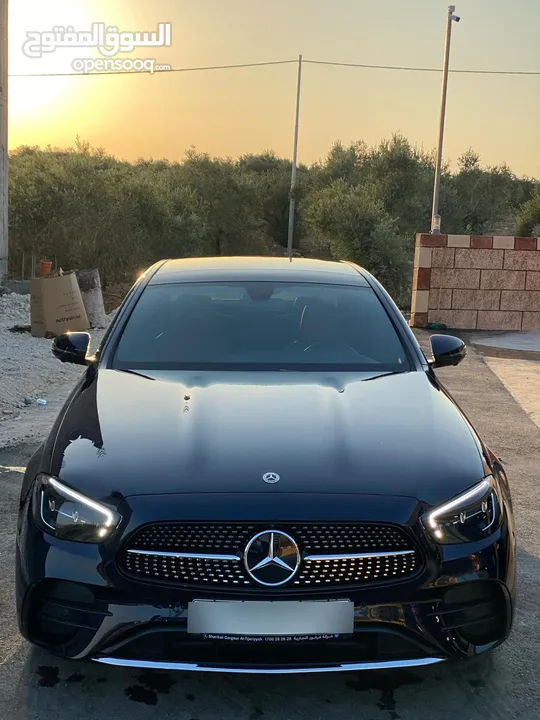 Mercedes E300 للمعني