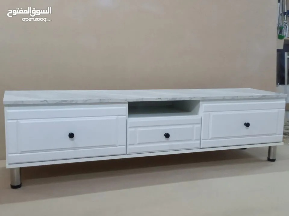 طاولات شاشه خشب 18م ادهان او لامنيت جميع المقاسات