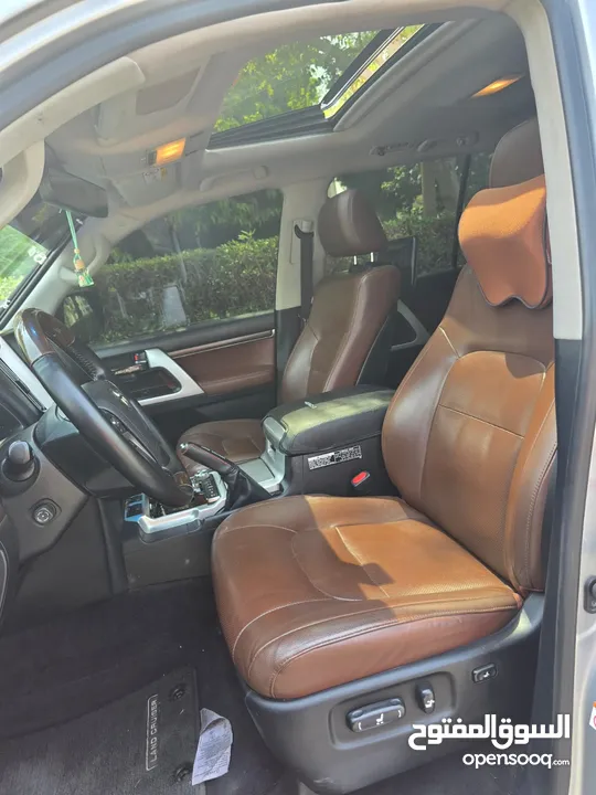 2018 لاند كروزر فل ابش 5.7 VXR - مفتاحين - فل سيرفيس - عقد صيانه مع الفطيم