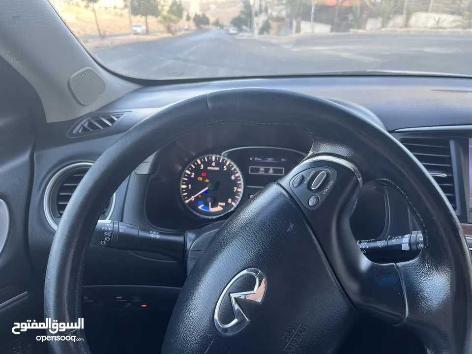 إنفينيتي QX60 فاخرة سبع ركاب