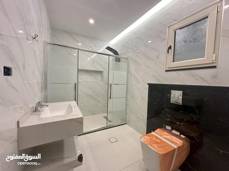 شقة فاخرة للبيع في عمان - دابوق -