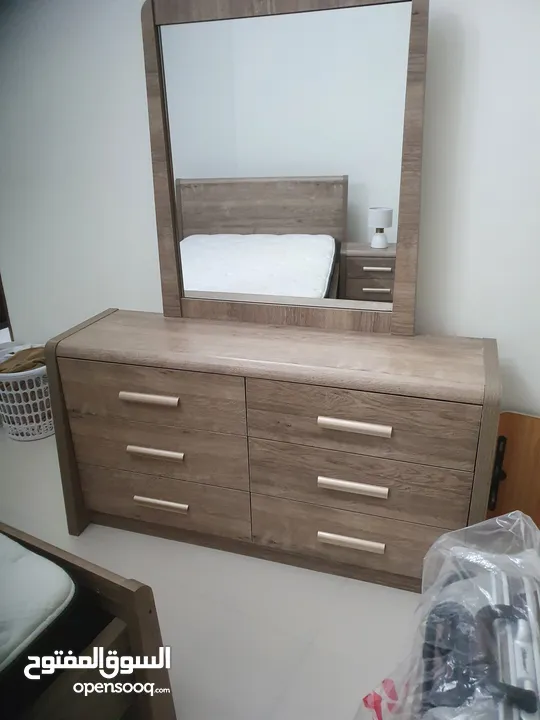 Home Box Bedroom set