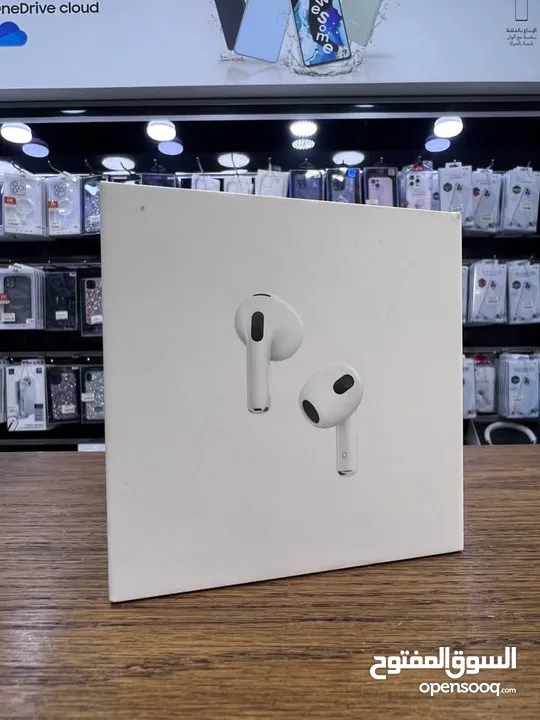 البيع جملة ومفرق ساعة قلم ايباد شاحن Airpods  كڤر  آيباد سماعات كڤرات ستيكر حديد باور بانك
