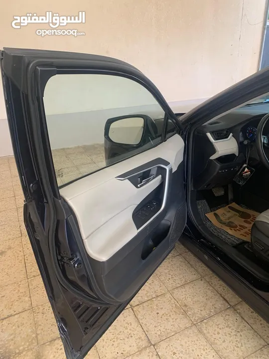 2021 TOYOTA RAV4 HYBRID XLE PREMIUM