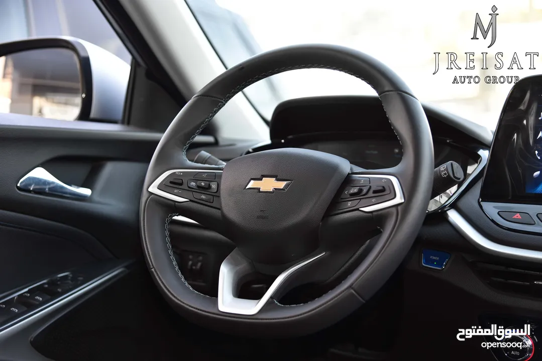 شيفرولية مينلو كهربائية بالكامل متوفر باللونين سلفر بلو وابيض 2023 Chevrolet Menlo EV
