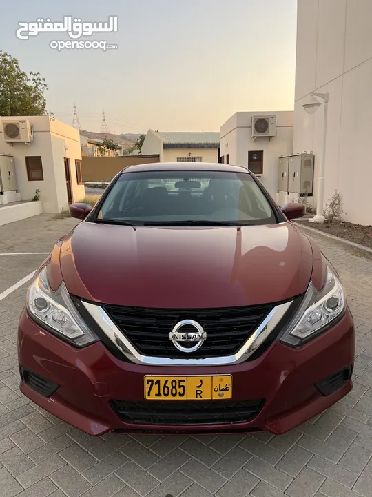 Nissan Altima 2.5L Driver is foreigner / المستخدم أجنبي نيسان ألتيما