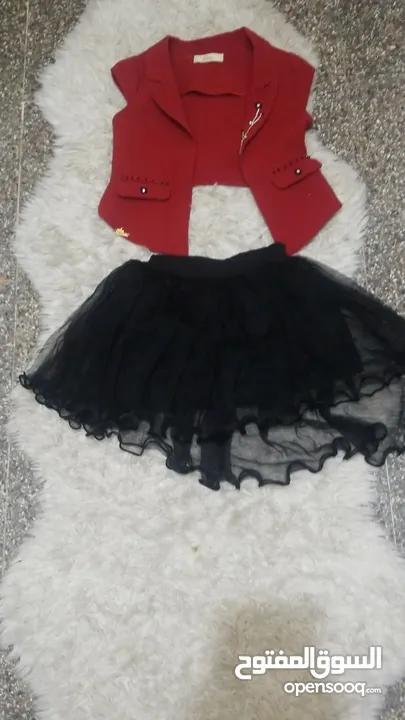 ملابس بناتي