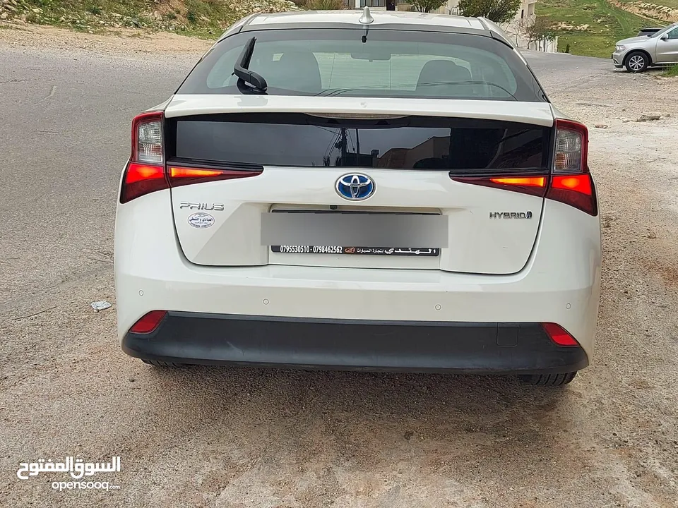 تيوتا بريوس 2019