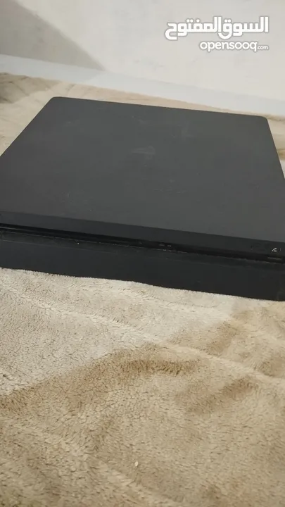 ps4 slim   مستعمل شبه جديد