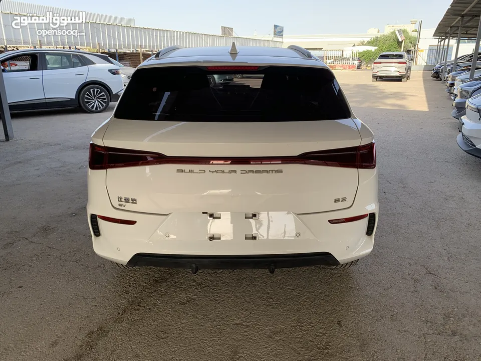 BYD E2 2022 بي واي ديه 2022 صنف لوكشري فل الفل بحاله الوكاله