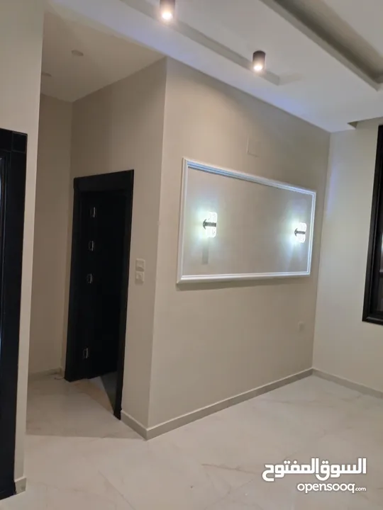 المهندس ايمن صافي  تنفيذ كافة أعمال  مقاولات الابنية والتشطيب الداخلي و التمديدات الكهربائية