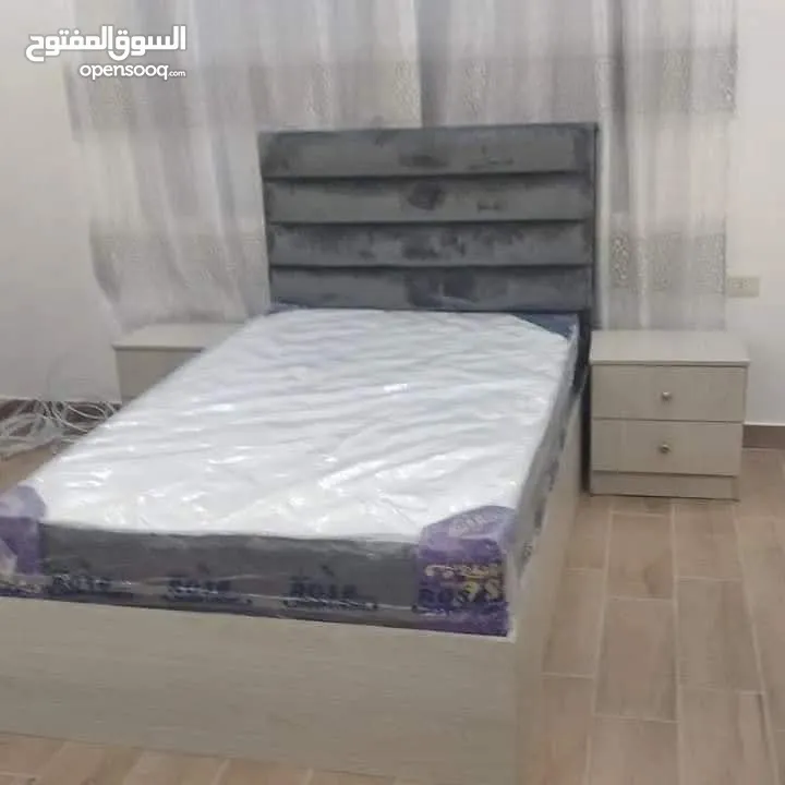 بوكسات تخت مجوز ومفرد ومفرد ونص حسب الطلب