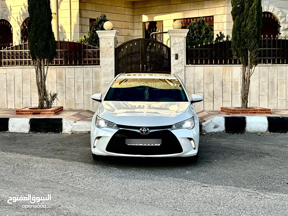 تويوتا كامري 2015 فل كامل اعلى صنف فحص 7 جيد كلين تايتل ولا ملاحظة ولم تعمل تطبيقات بطارية من الشركة