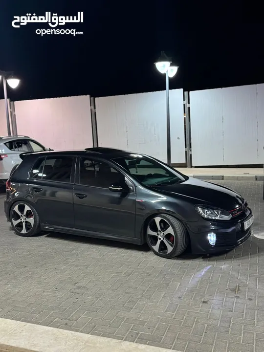 للبيع نص بنص او كاشش جولف gti 2012 فل اضافات  ستيج 2 بوبس داون بايب  تعديل مرتب مطور جديد بلكرتونة