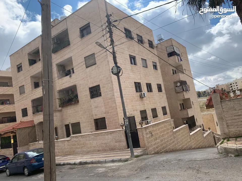 شقة جديدة مع حديقة بسعر مغري لم تسكن