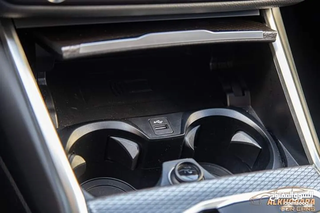 Bmw i3 e-drive 40L Ev M kit 2024 ( night)  كفالة 3 سنوات او 50,000 كم