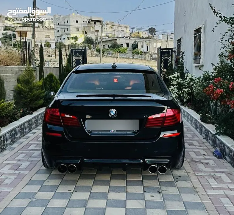 فل الفل BMW F10