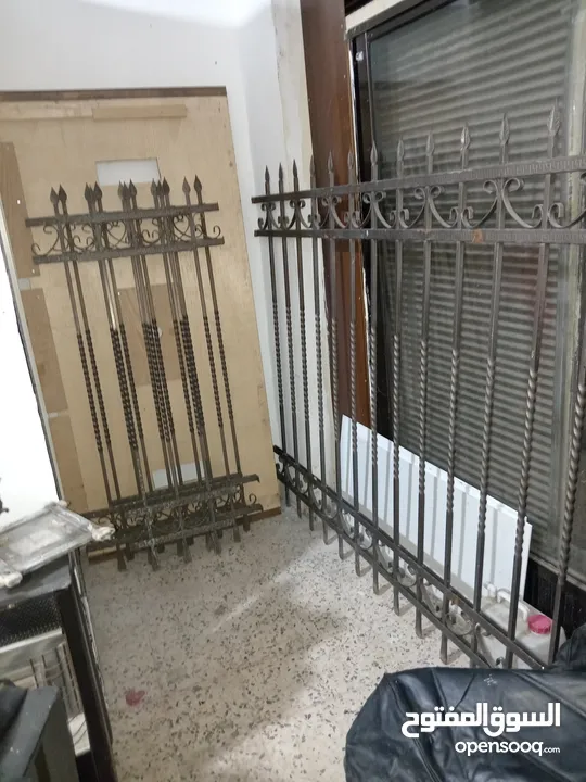 حمايات حديد طقم مستعمل للبيع