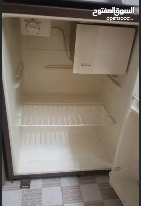 Neat clean fridge