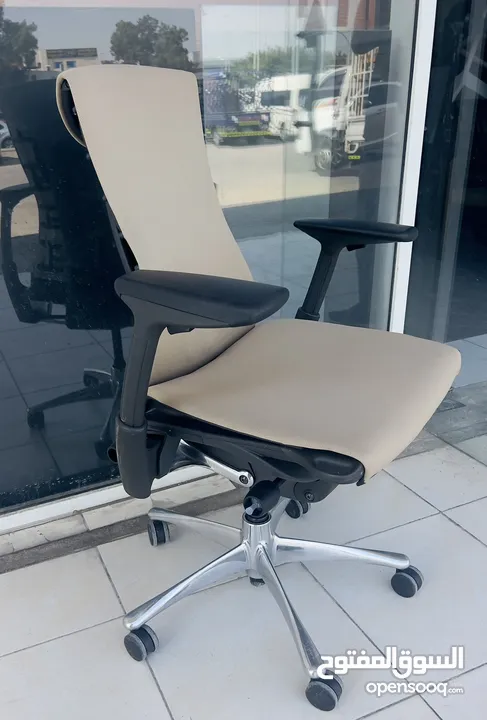 Herman miller embody chair