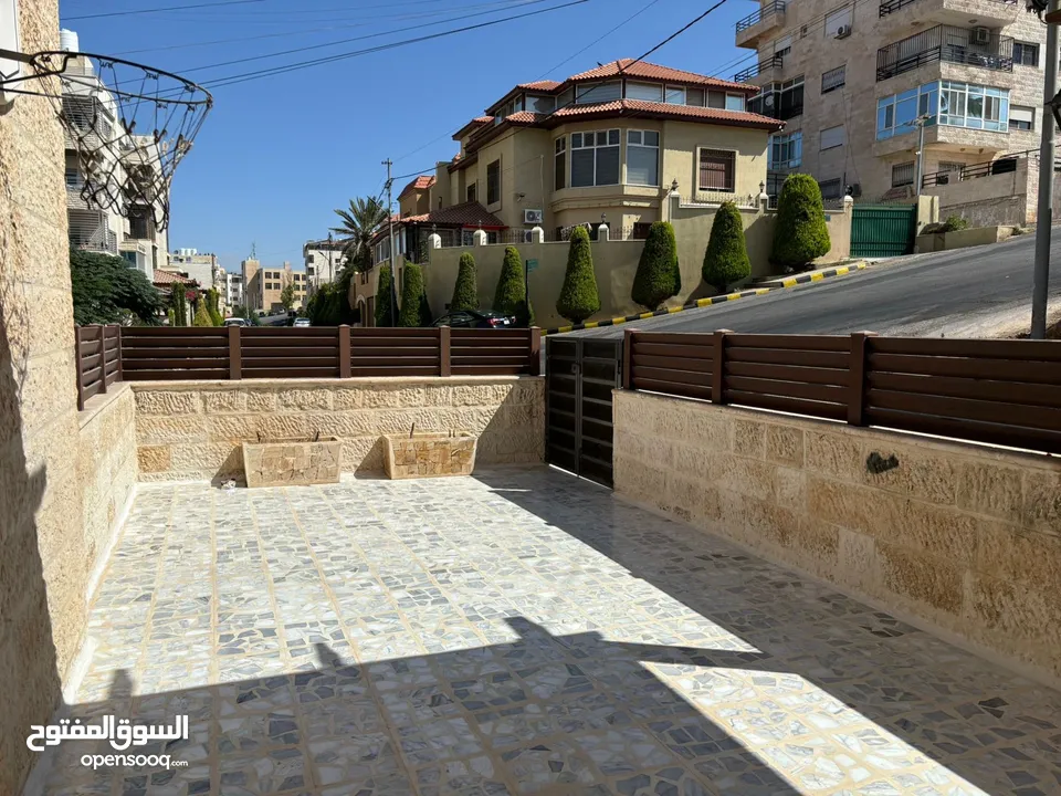 شقة ارضية مميزة للبيع في عرجان المدينة الرياضية من المالك مباشرة