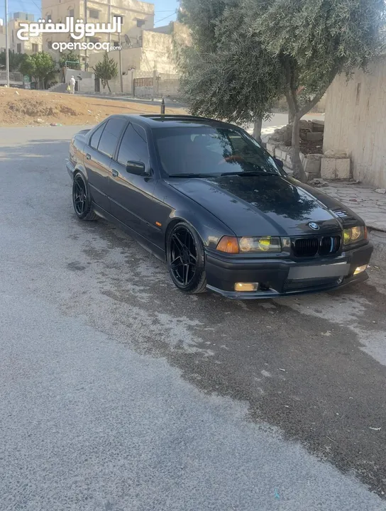Bmw e36  السيارة عالواقع أجمل والعديد من الإضافات ولا تحتاج اي صيانة