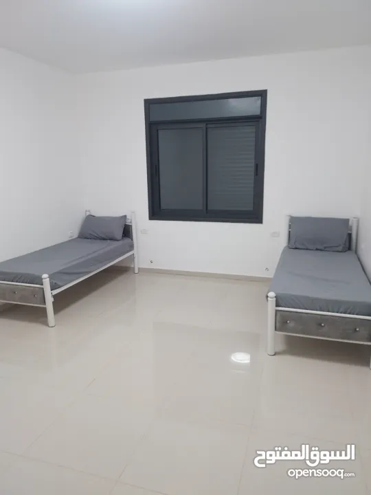 شقة للإيجار بالارسال طابق ثالث