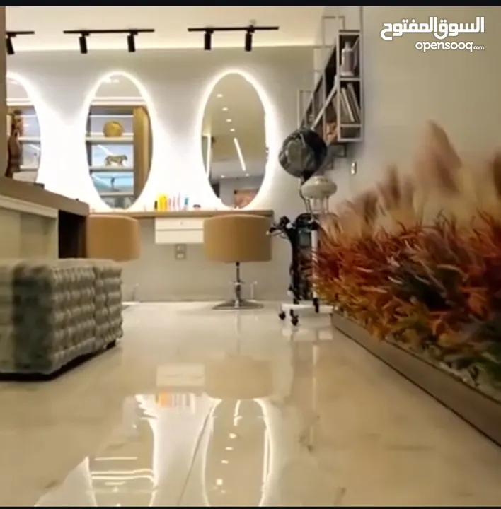 صالون ستأتي للبيع مع كامل عدتو