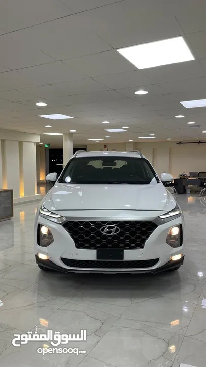 2020 Hyundai Santafe 3.5 GCC oman 93,000 km