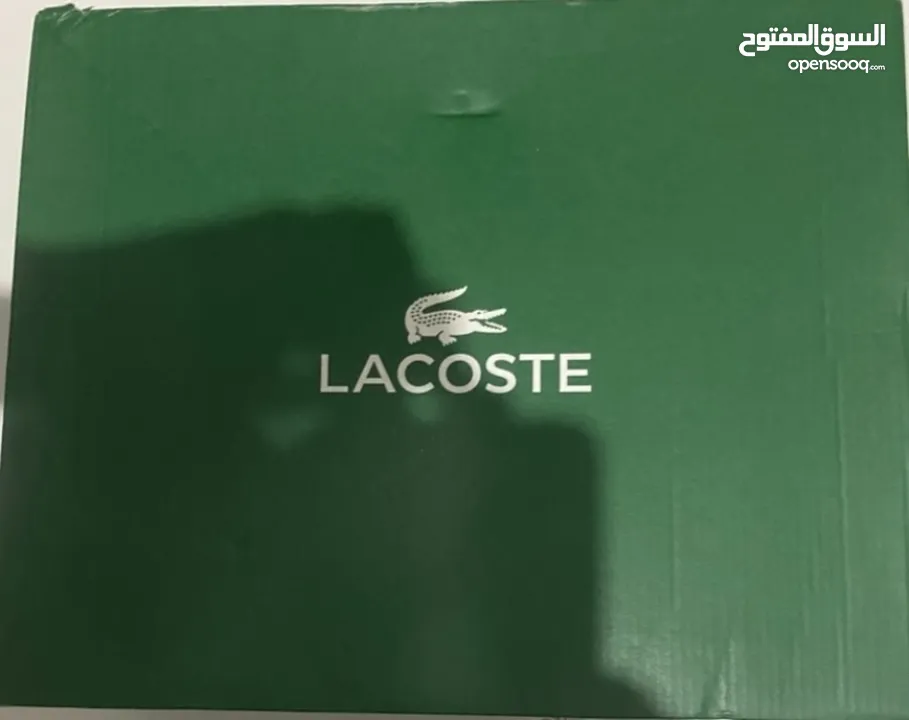حذاء لاكوست أصلي مستخدم مرة واحدة