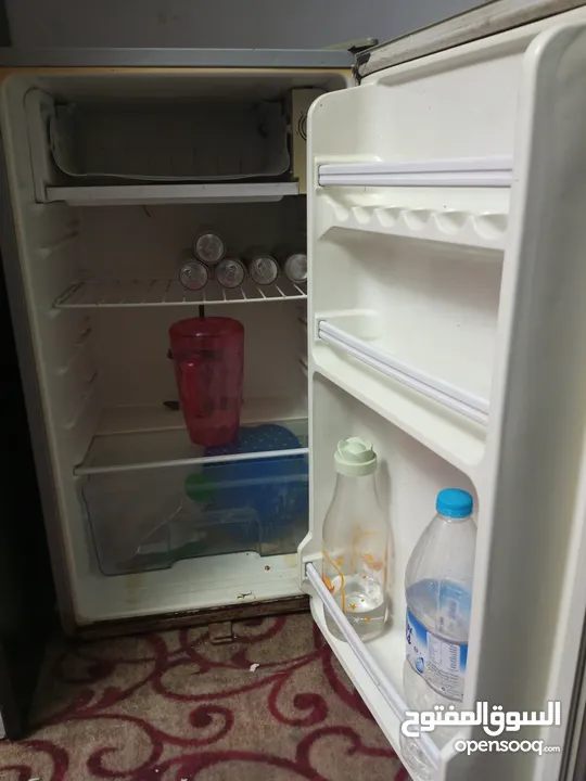 ثلاجه صغيره