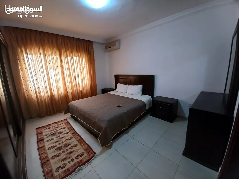 شقة مفروش للايجار في الشميساني  بالقرب من سفارة البحرين ( Property 18353 ) سنوي فقط