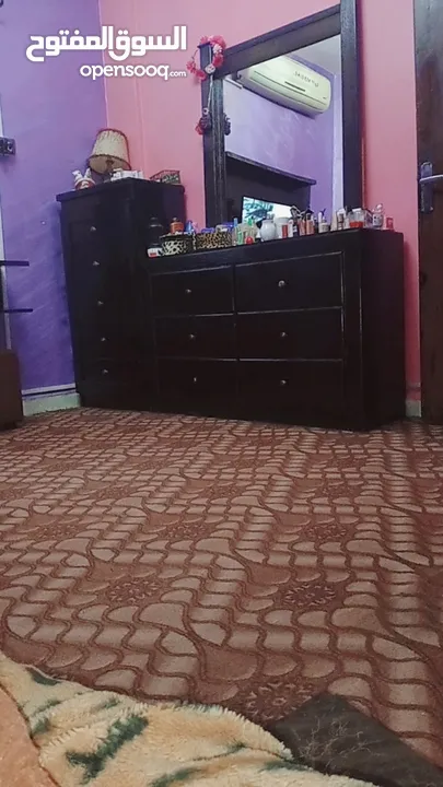 غرفة نوم لاتيه نظيف استعمال بسيط