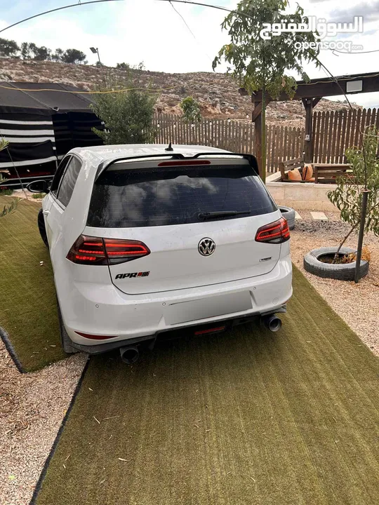 قولف 2015 للبيع