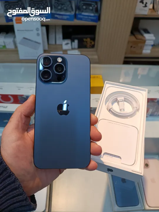 iphone 15 pro max 256G بحالة الوكالة