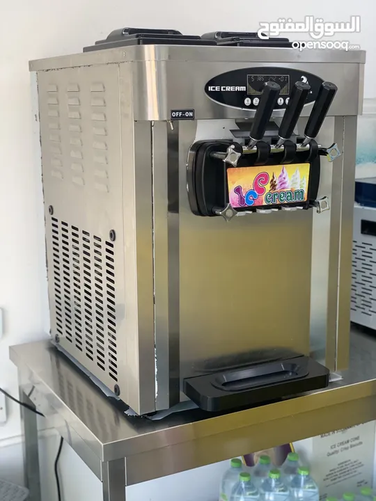 For Sale: Used Ice Cream Softy Machine in Brand-New Condition with double compressor