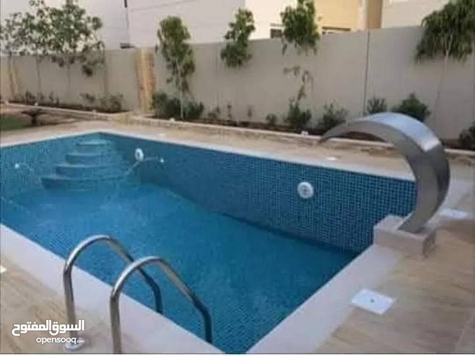 بناء مسابح برك سباحة نظام سكيمر واوفر فلو .