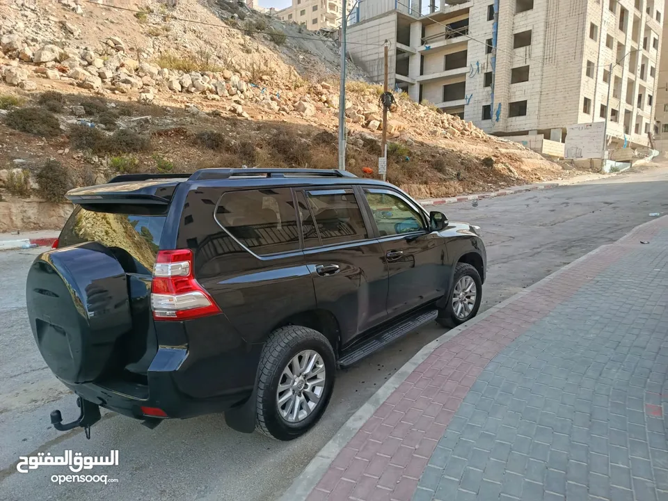 تويتا لاندكروزر luxury 2015 مميزة جدا ماتور 2800 بقوة 204 حصان