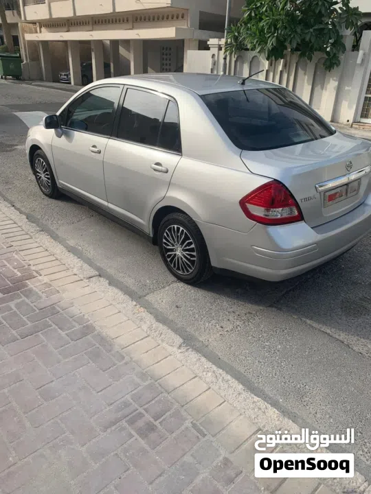 Nissan Tiida Mid option 1.8L 2011
