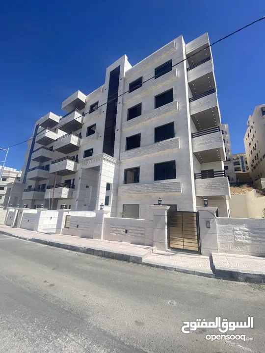 شقق جديدة فاخرة للبيع في ابو السوس من المالك