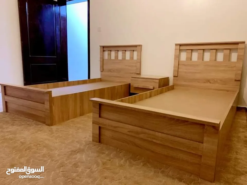 اتخوت مفرد شباب او اطفال جميع المقاسات الوان حسب الطلب و  المقاس السعر تخت بدون فرشه تفصيل جميع المق