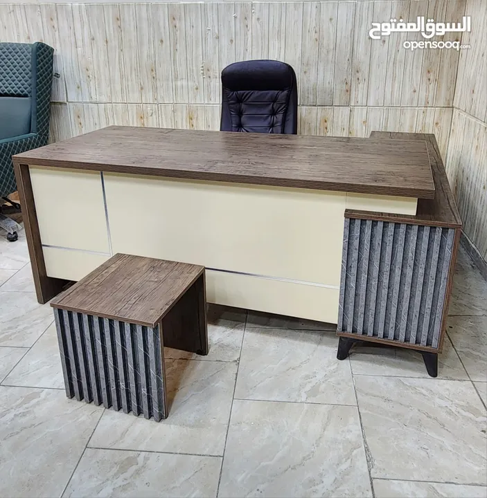 مكتب مدير 180سم مع طاولة وسط هدية توصيل مجاني داخل عمان متوفر عدة الوان حسب الطلب