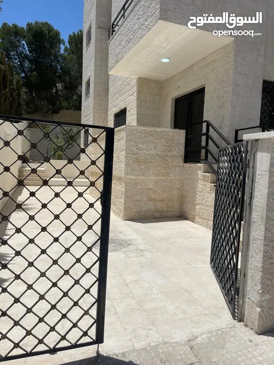 شقه ارضيه 175م وحديقه 250م من المالك مباشره تلاع العلي خلدا